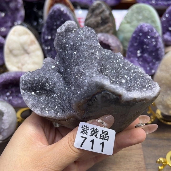 未镶嵌水晶大型摆件（非配饰）711