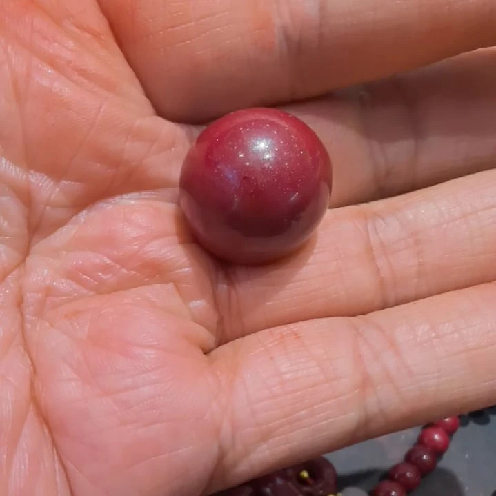 天然辰砂直径20mm朱砂珠子…………