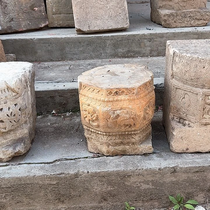 黄****车茶空间石雕石头