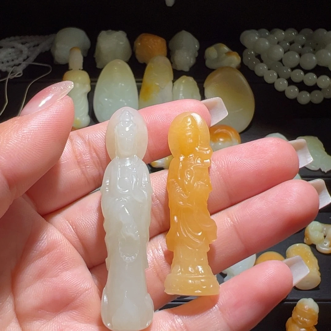 和田玉未镶嵌挂件薑****巴