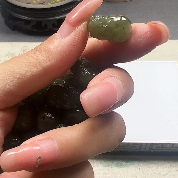 和田玉未镶嵌颈饰075