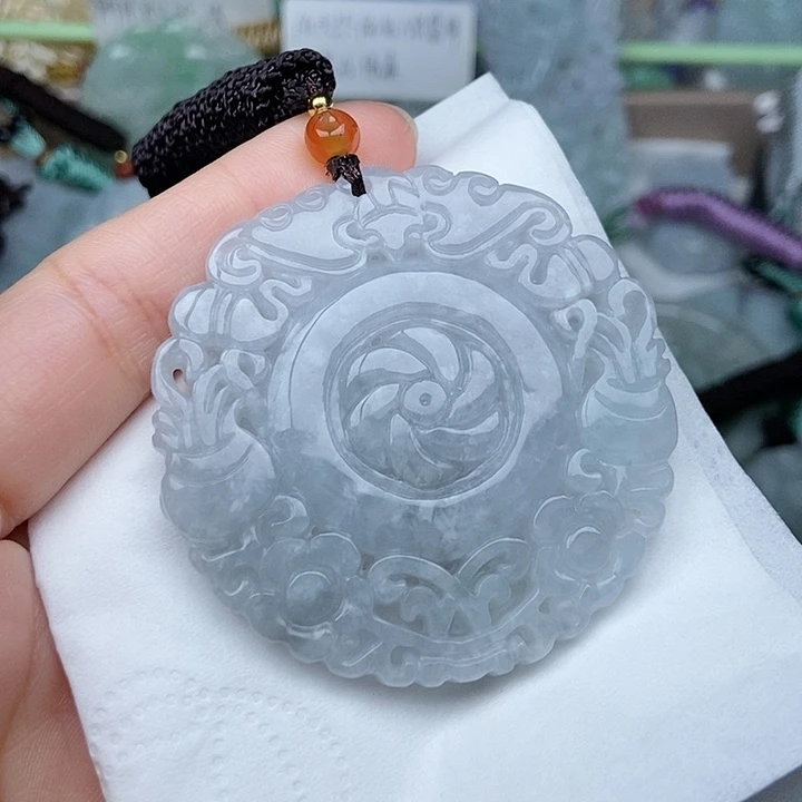 翡翠未镶嵌颈饰翡翠双面