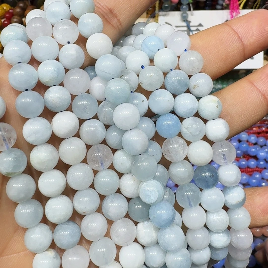 玛瑙/玉髓未镶嵌珠宝半成品海蓝宝8mm一条