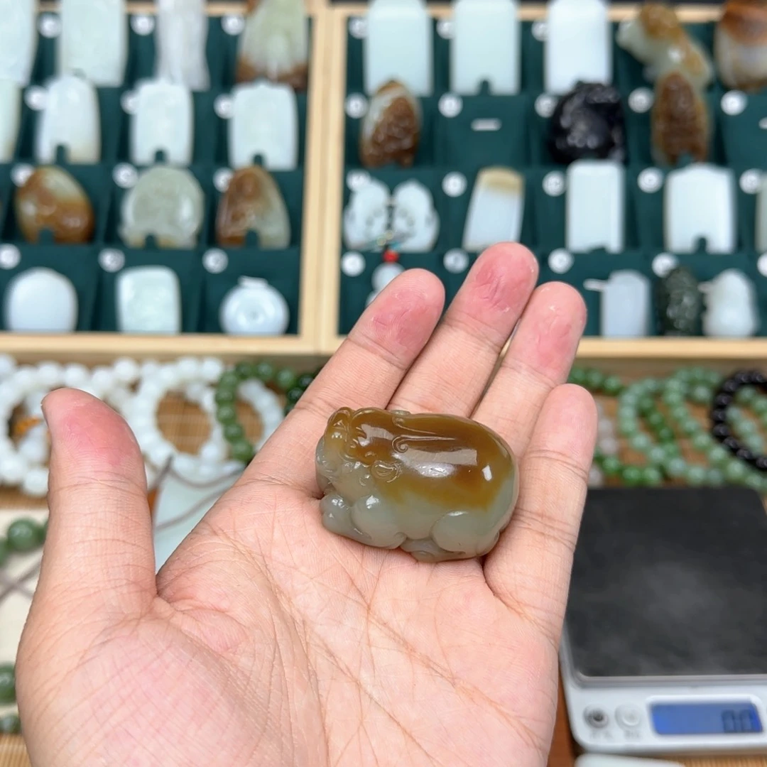 和田玉挂件未镶嵌