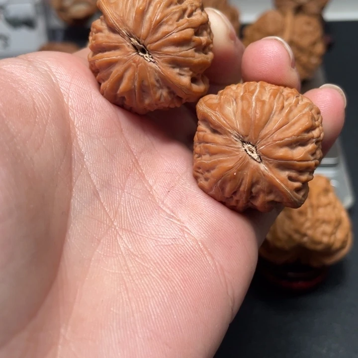 吊坠文玩核桃(闪购商品）把玩文玩核桃铁锤妹妹