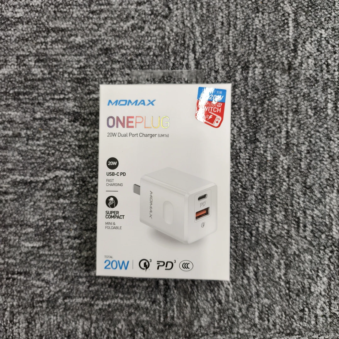 未拆封 MOMAX/摩米士 全新 MOMAX摩米士20w快充头 双口