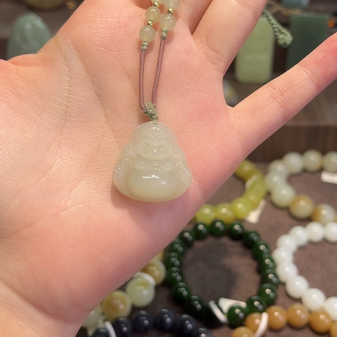 和田玉未镶嵌手串