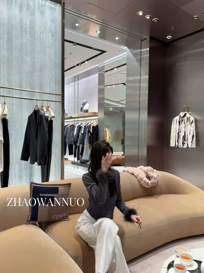 ZHAO WANNUO 丨 25早春氛围感气质针织衫袖可拆卸开衫NC0310