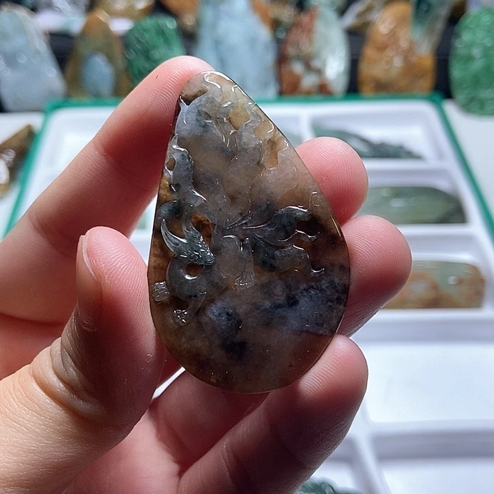 翡翠未镶嵌颈饰翡翠a货