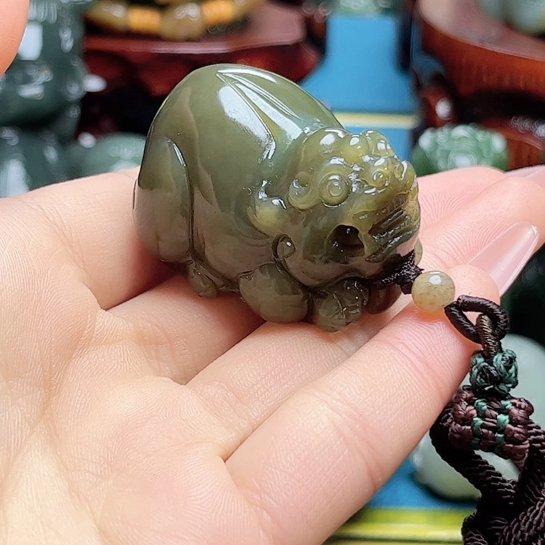 和田玉耳饰未镶嵌