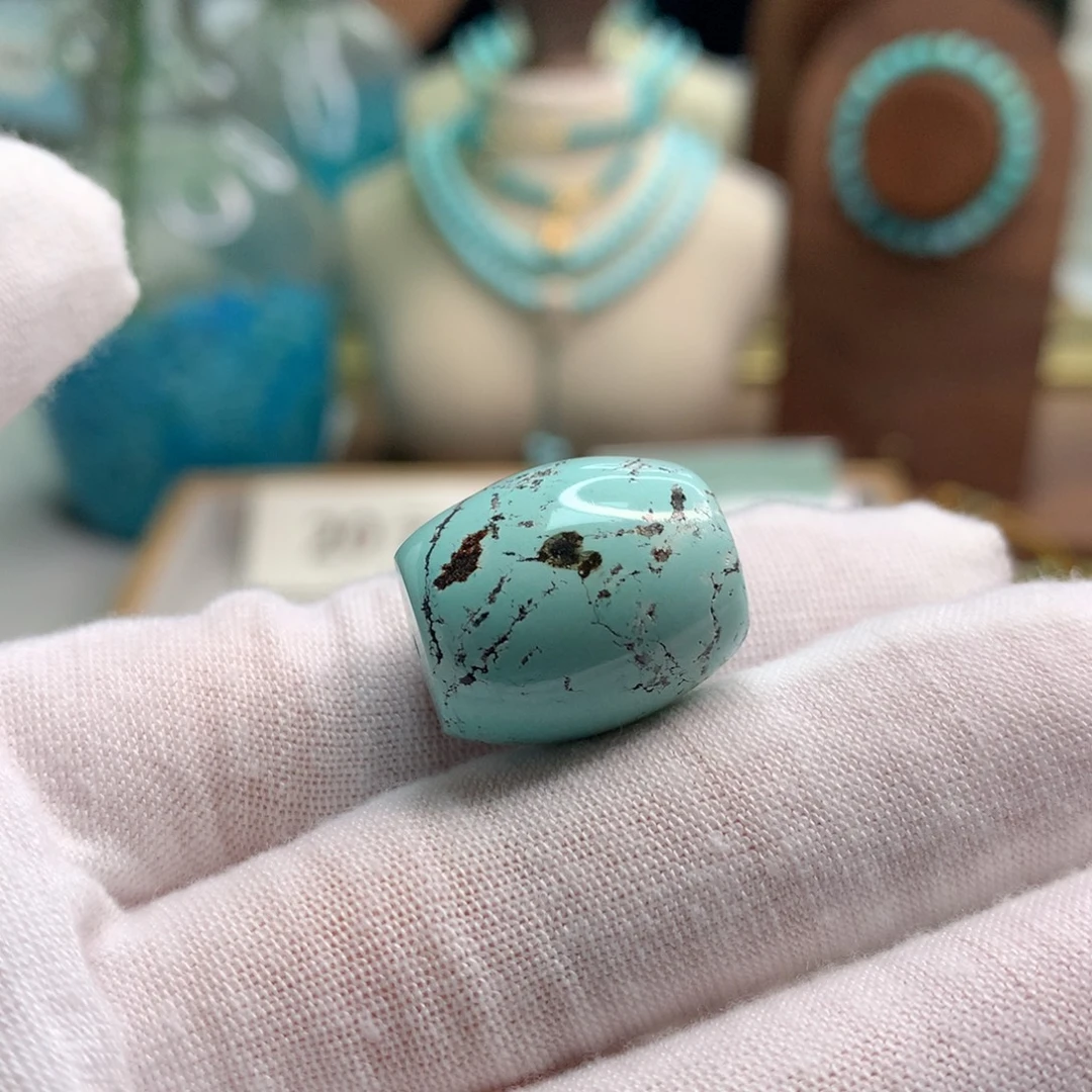 绿松石未镶嵌饰品