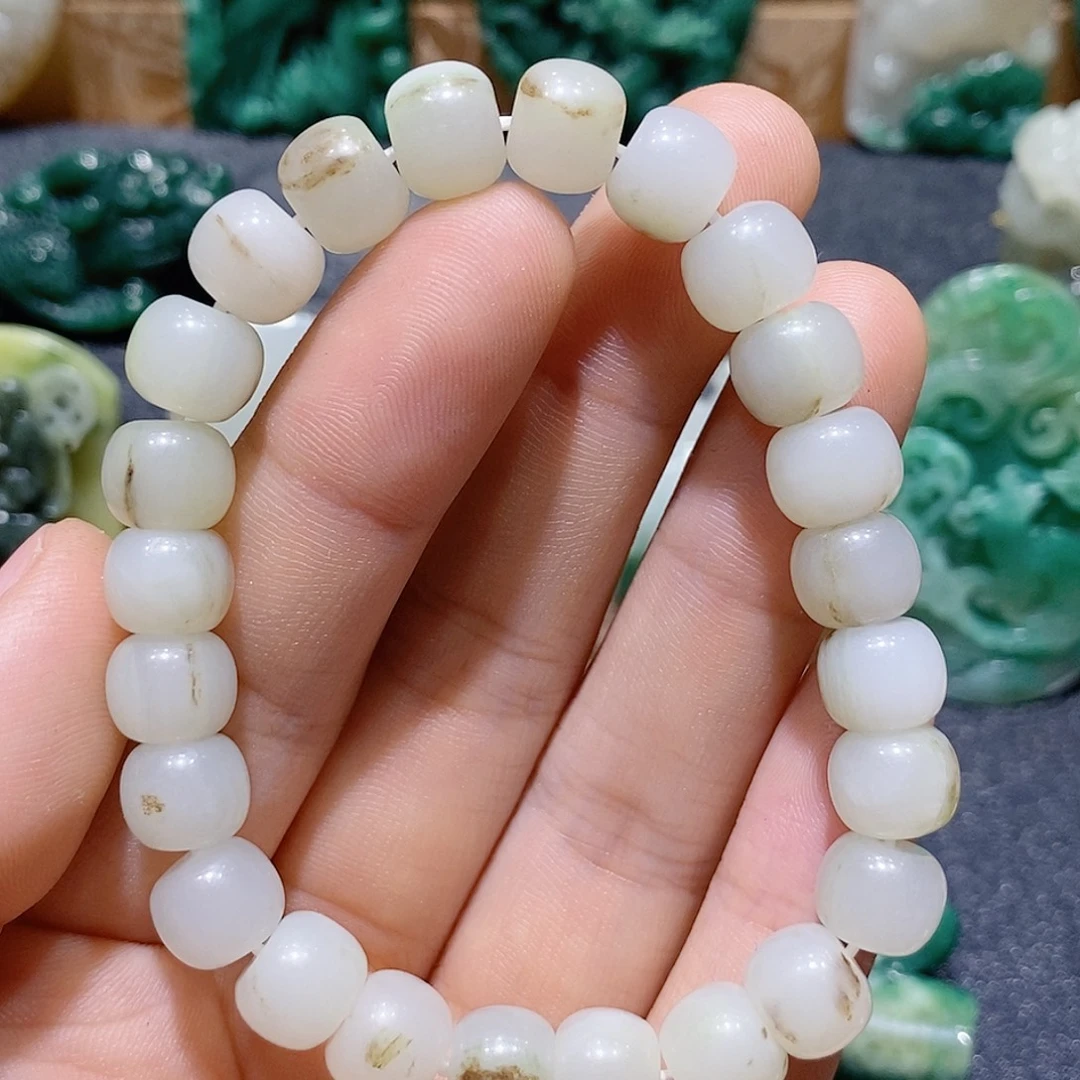 独山玉未镶嵌吊坠