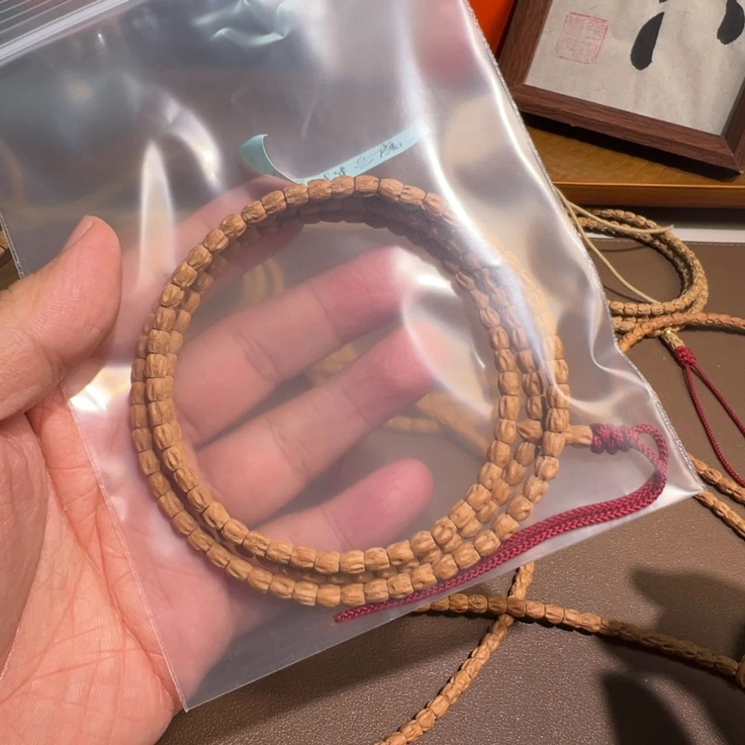 小***腐吊坠柏香籽/百香籽