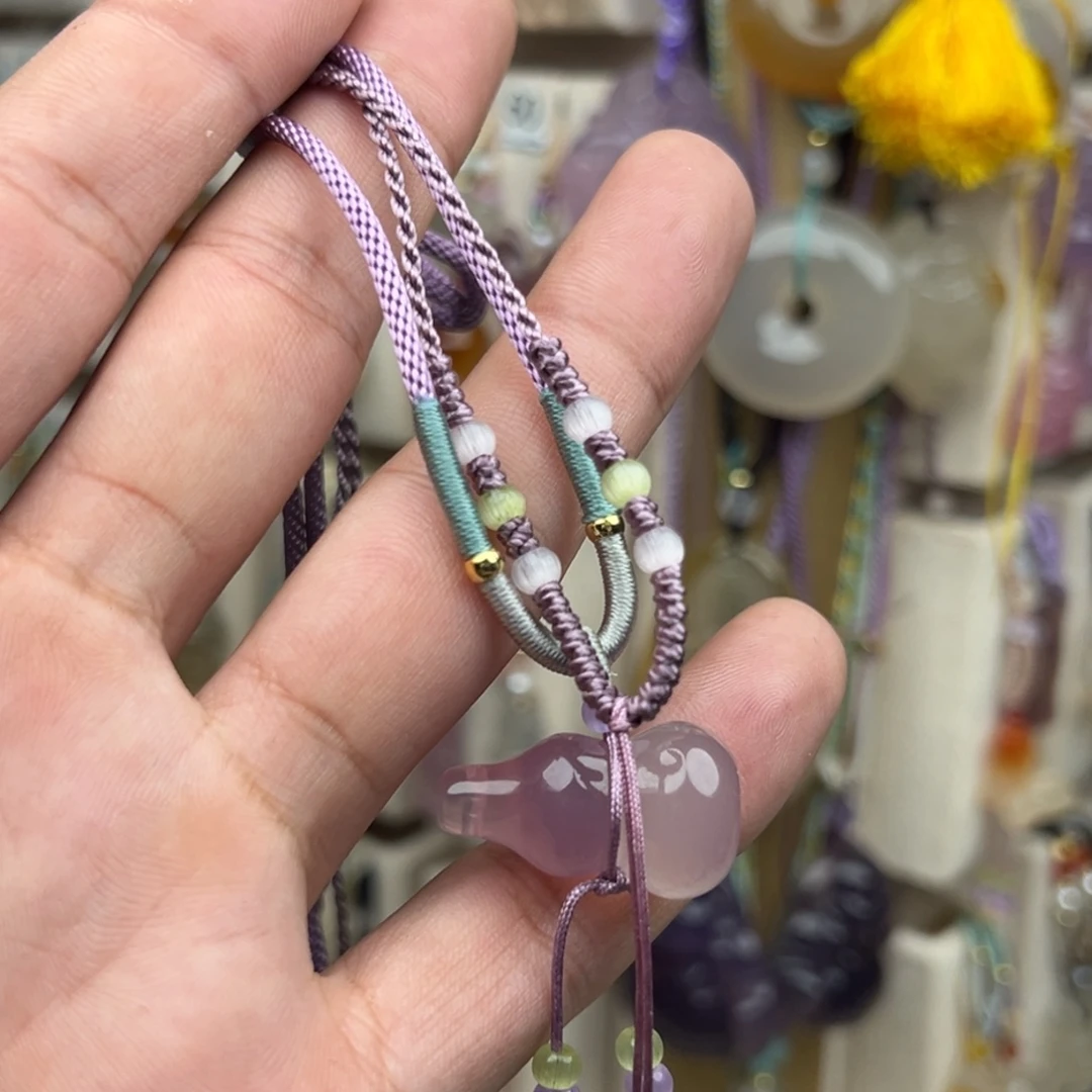 雨***杰玛瑙/玉髓未镶嵌颈饰