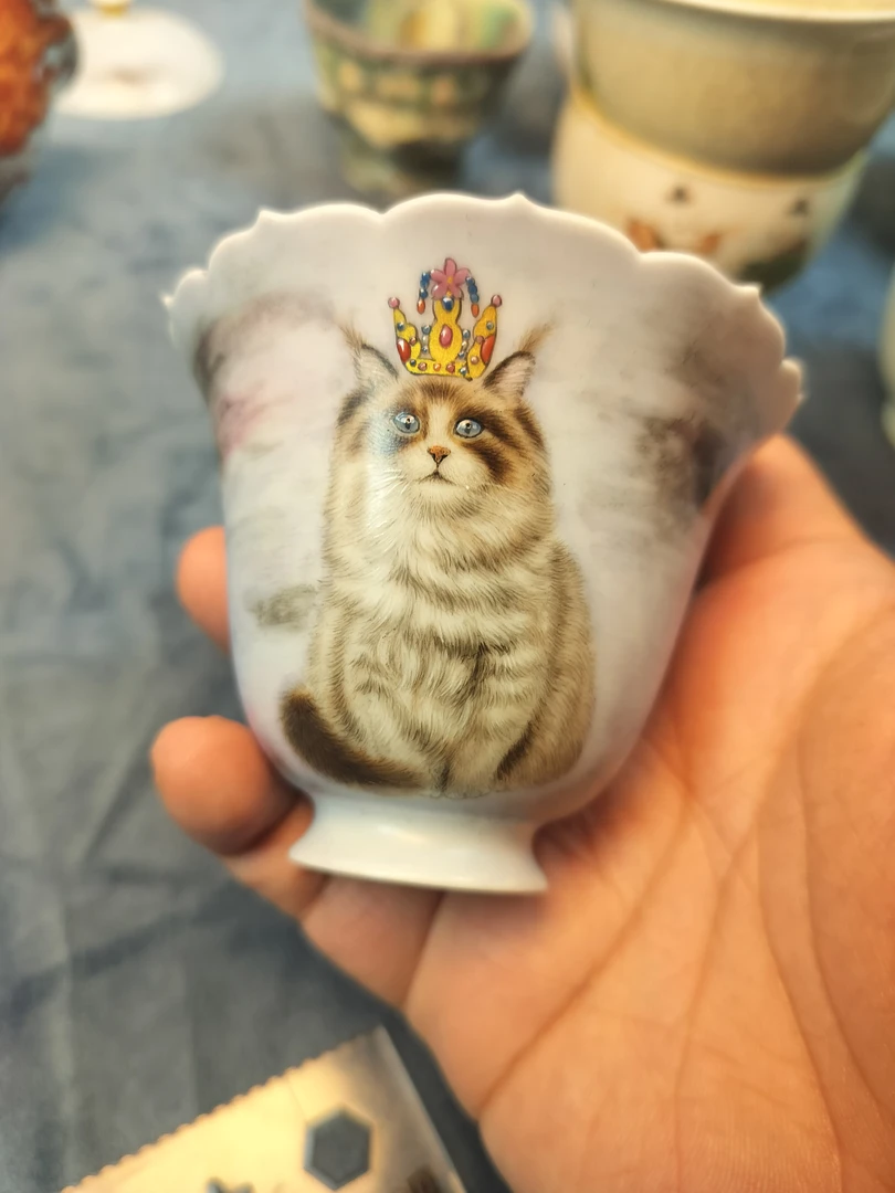 手绘陶瓷猫猫杯子