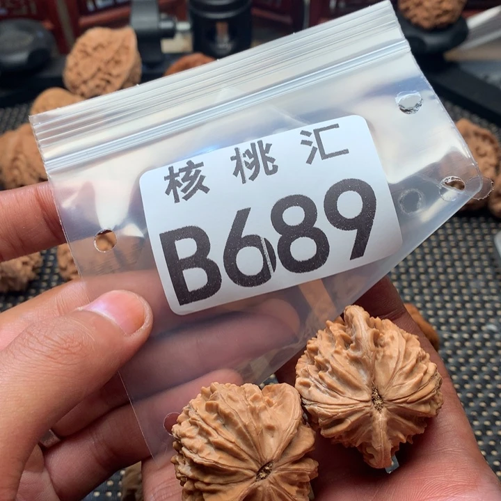 吊坠文玩核桃寿桃