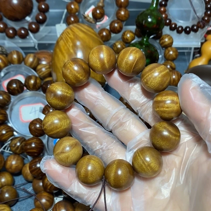 金丝楠木雕工艺品20