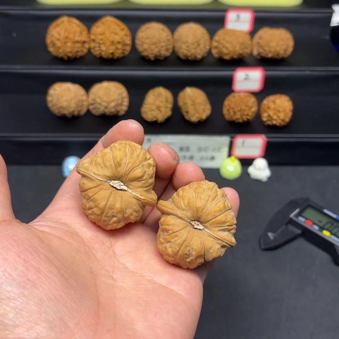 文玩核桃把件全品41*42*33南瓜墩