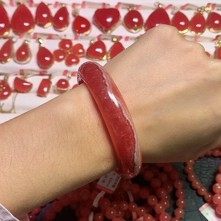 未镶嵌菱锰矿（红纹石）手镯