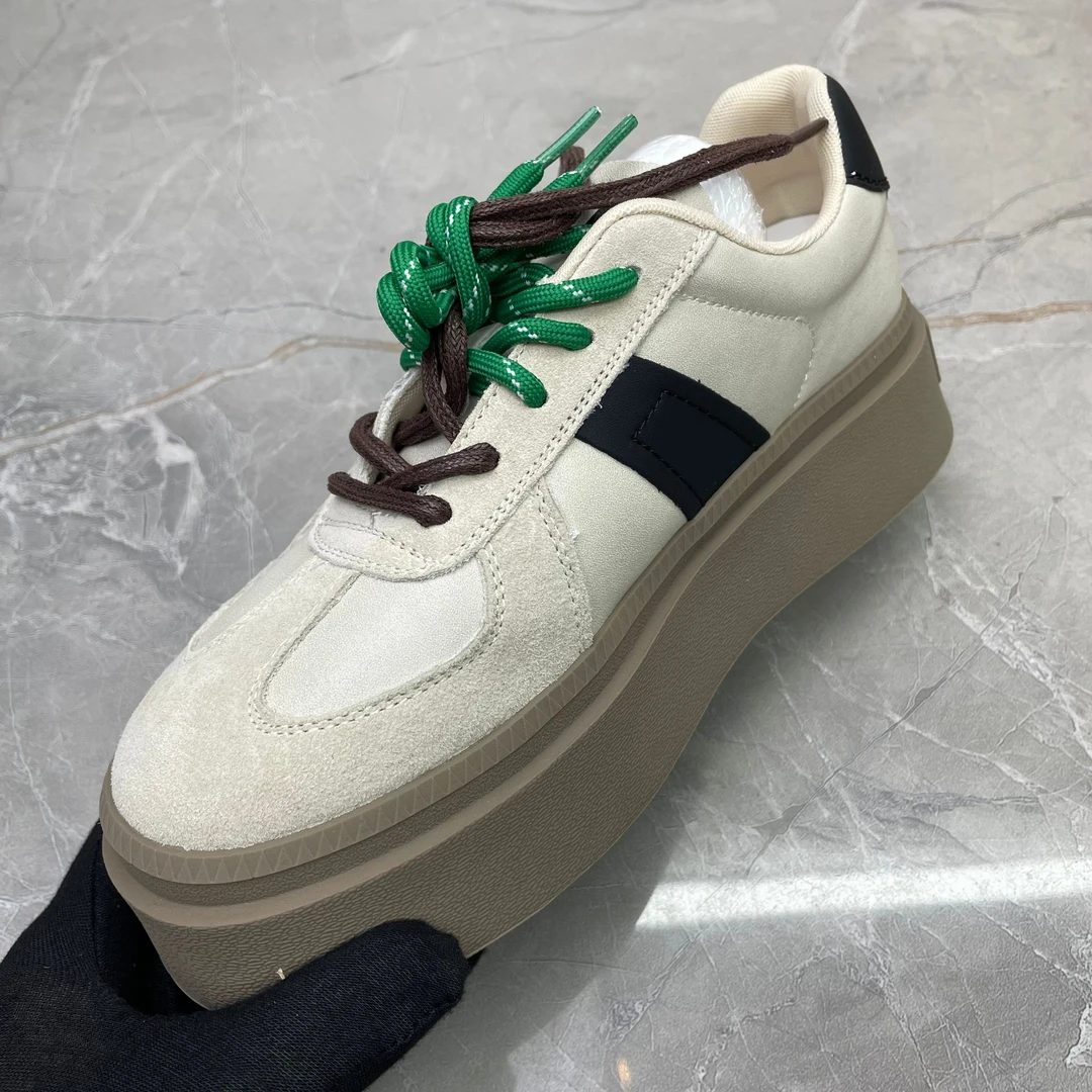 d(孤品)35码休闲鞋 女牛皮p097