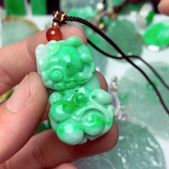 翡翠吊坠(不含链)未镶嵌