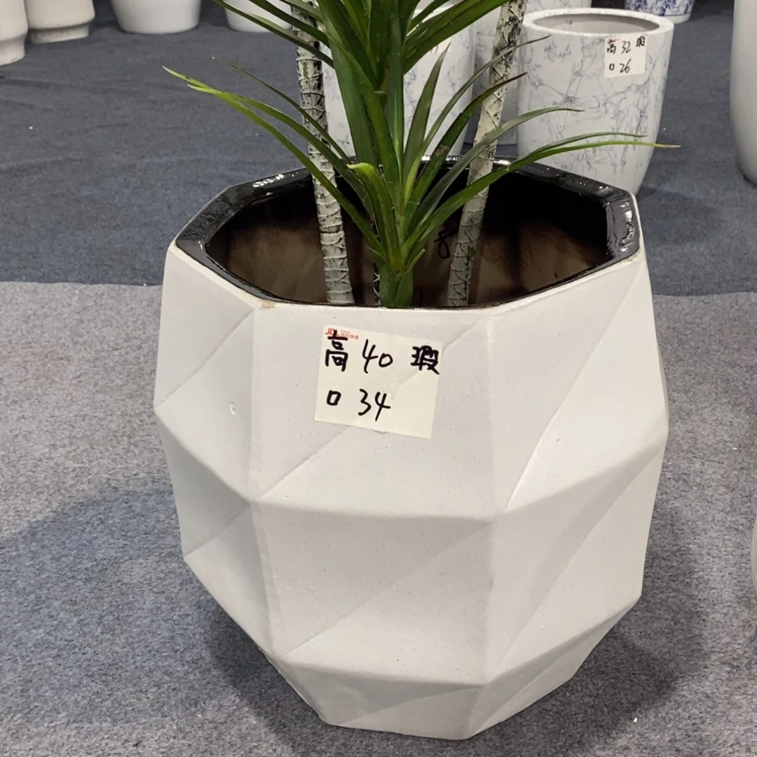 陶瓷花盆默认瑕疵