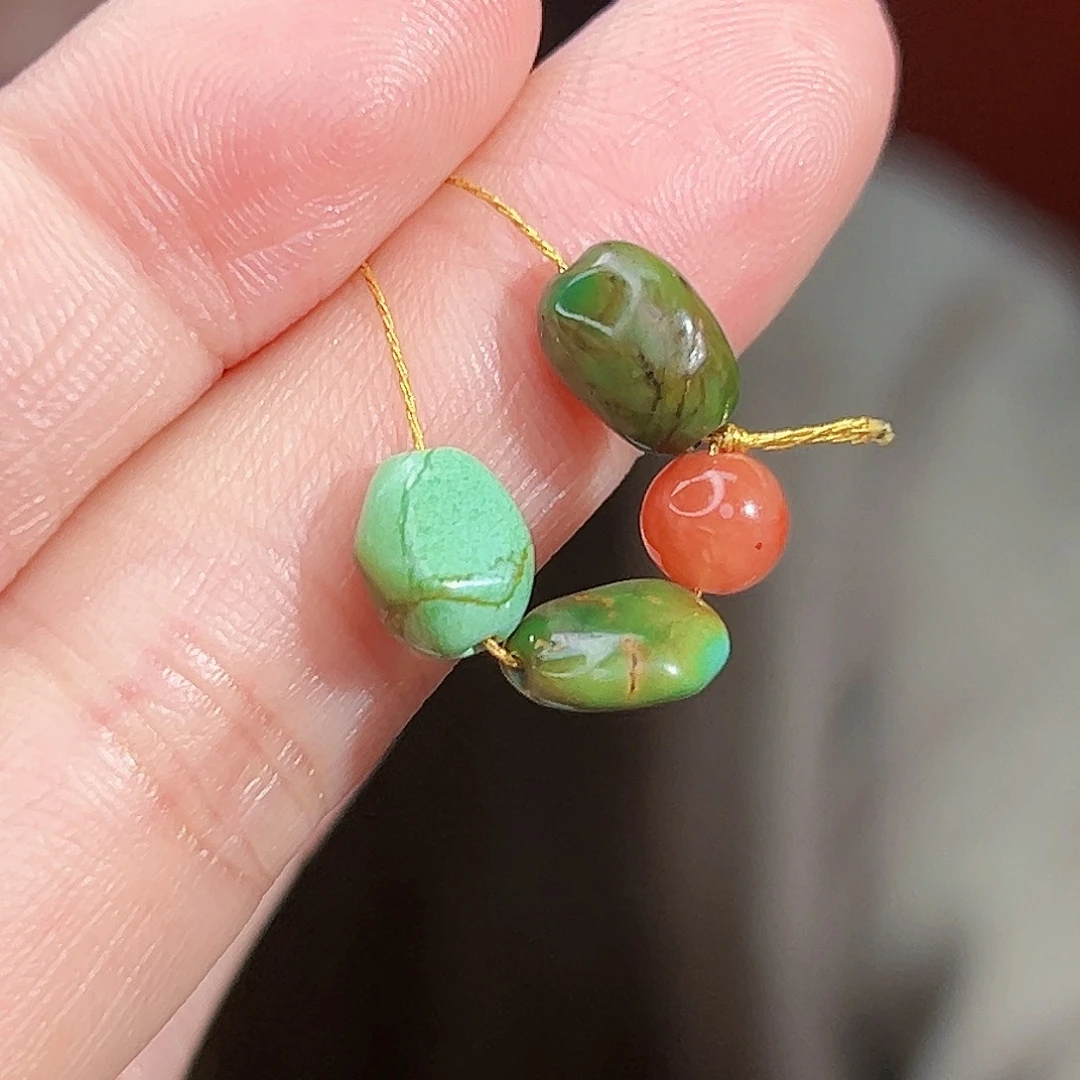 南红玛瑙未镶嵌珠宝奇石