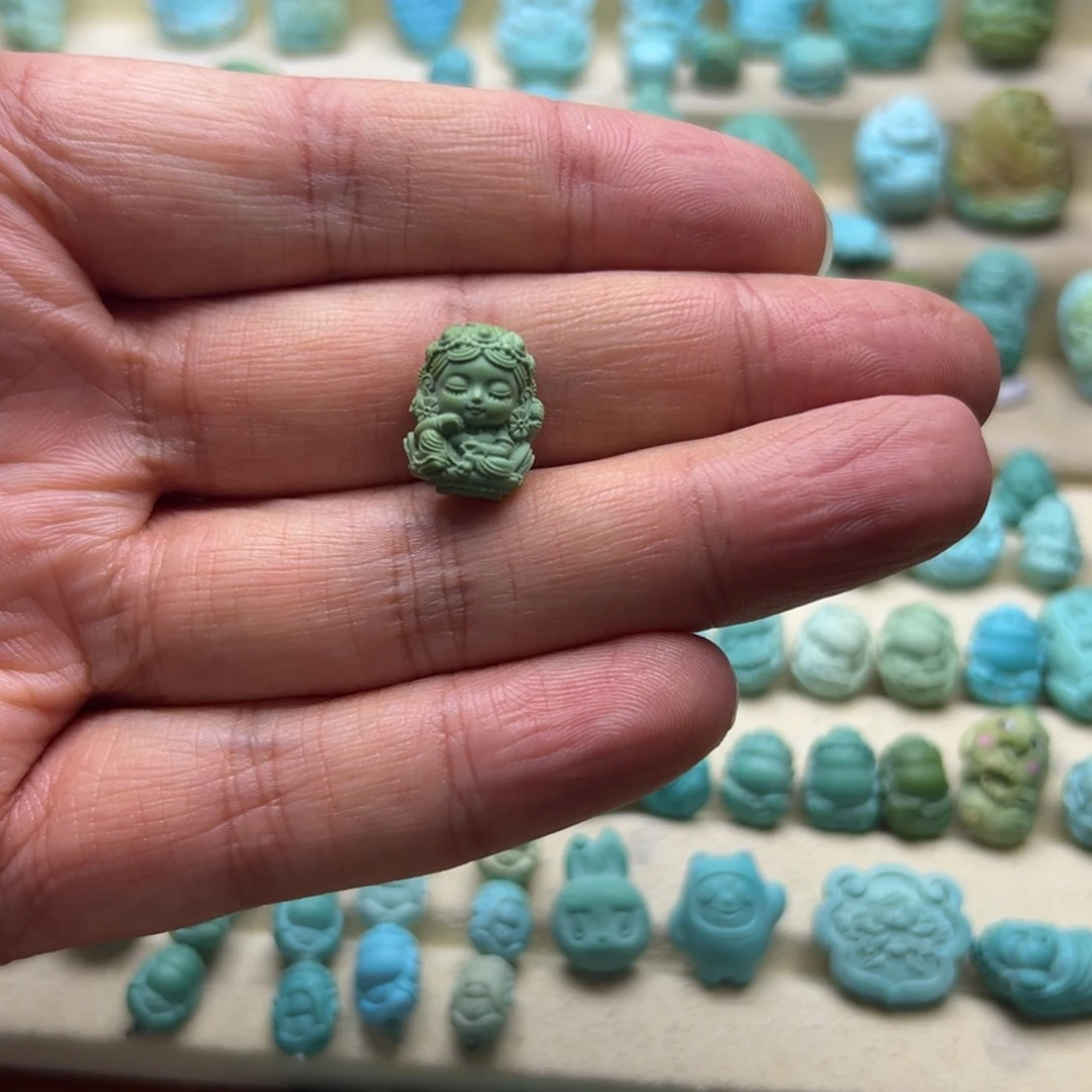 未镶嵌绿松石颈饰