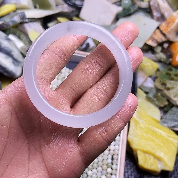 手链未镶嵌和田玉（糖玉）冰***程