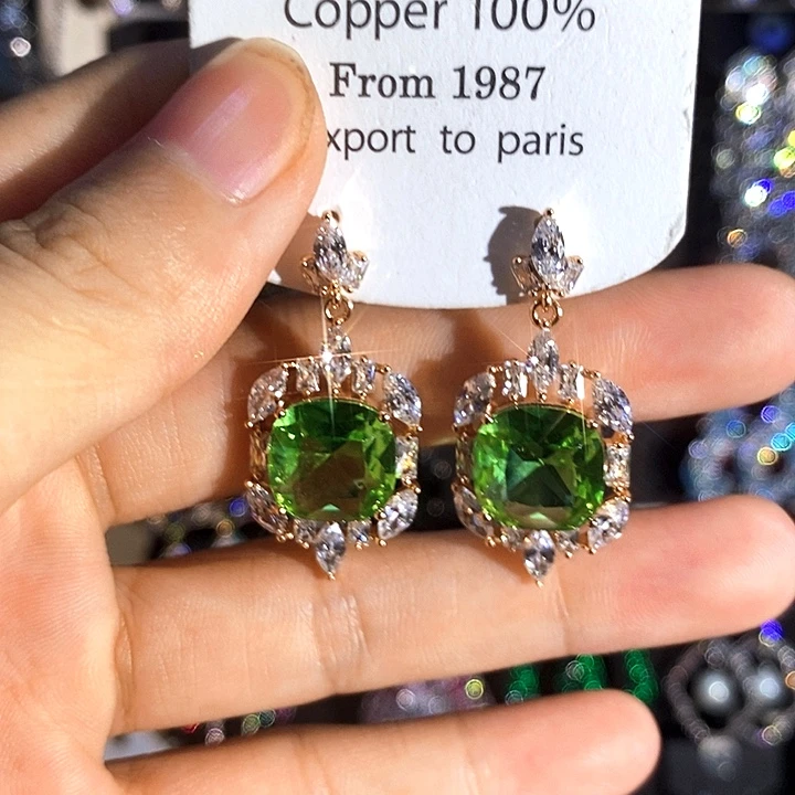 铜合金925银锆石铜合金925银锆石 。