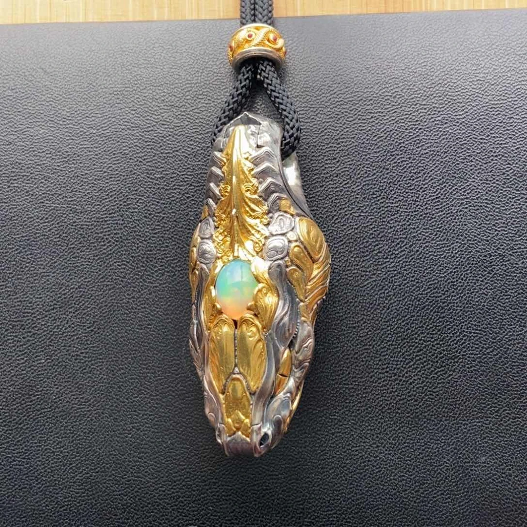 银S925镶嵌欧泊颈饰