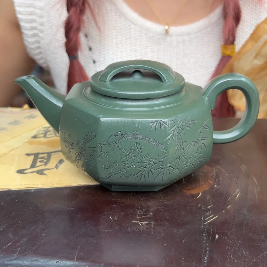 茶壶紫砂下*了宜兴紫砂