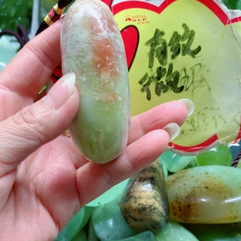 蛇纹石玉未镶嵌手把件