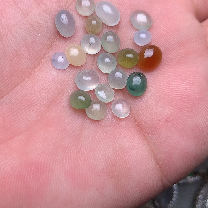 定制翡翠未镶嵌戒指