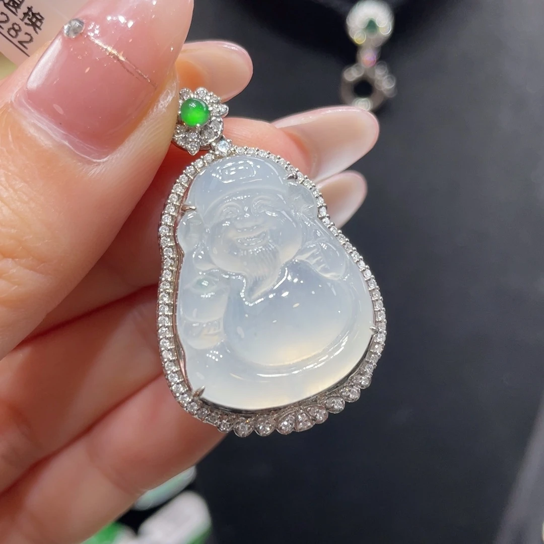 翡翠颈饰18K金镶嵌天然缅甸翡翠a货