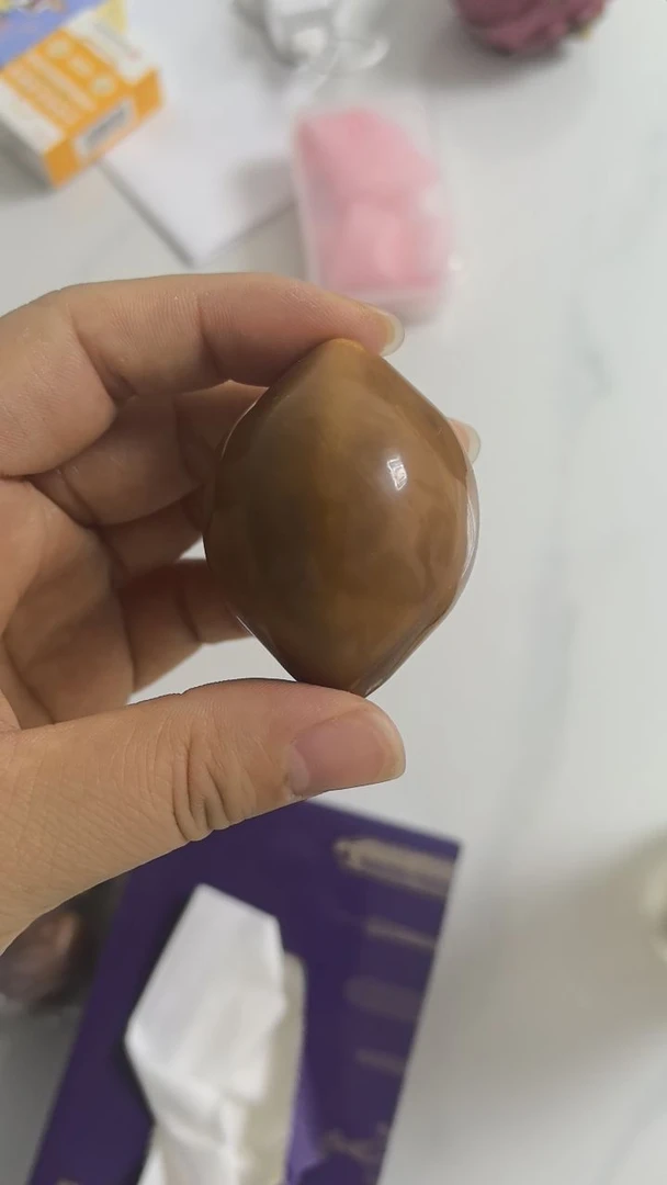 三生三世源橄榄核巴西大榄生命核雕手把件