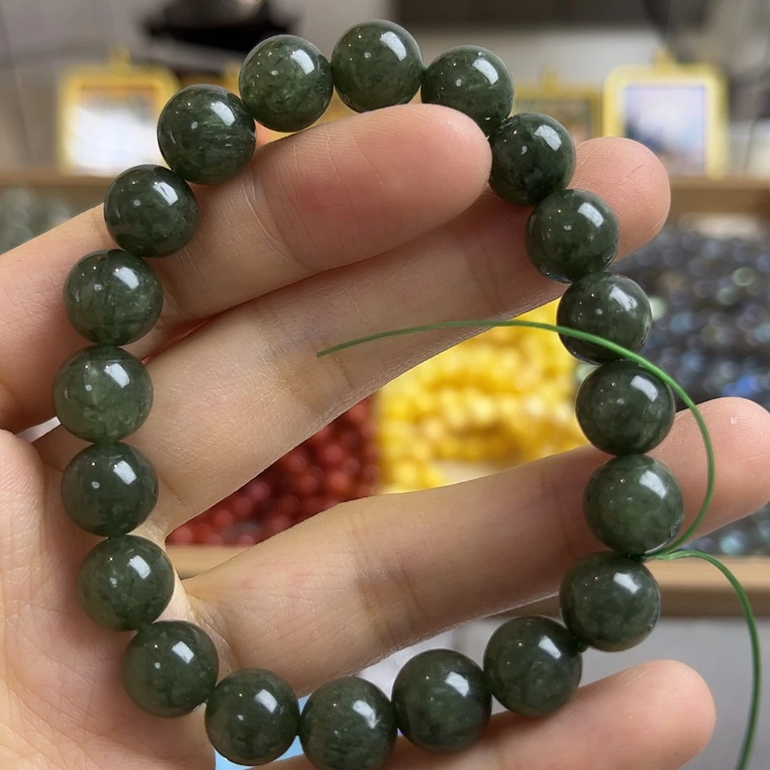 手链水晶未镶嵌矿坑