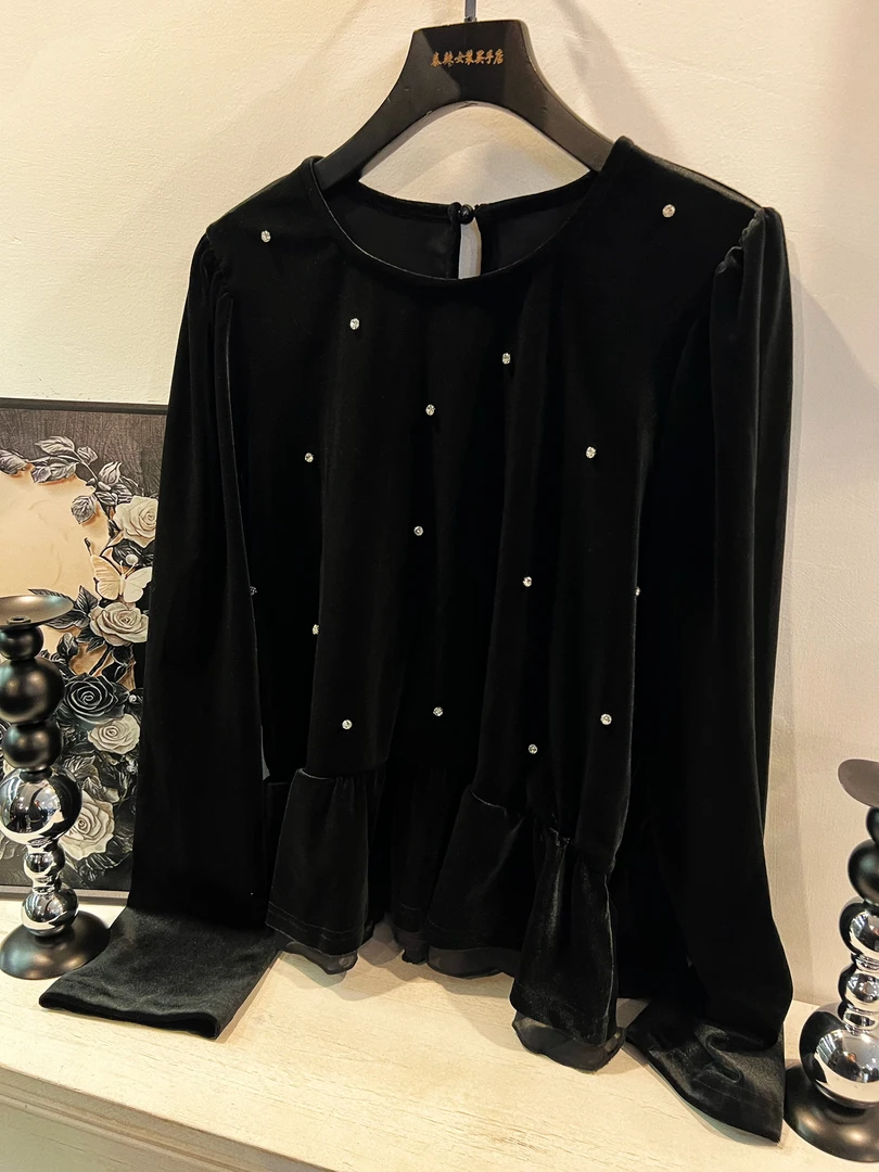 （ 赫本小衫）法式优雅显瘦小衫重工钉珠荷叶下摆女丝绒上衣10174#