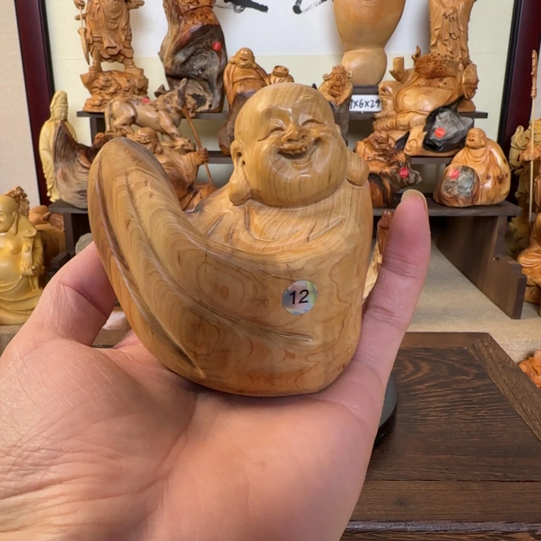 崖柏小木匠艺雕一物一拍