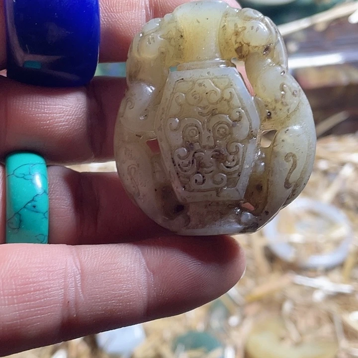 和田玉（糖玉）挂件未镶嵌