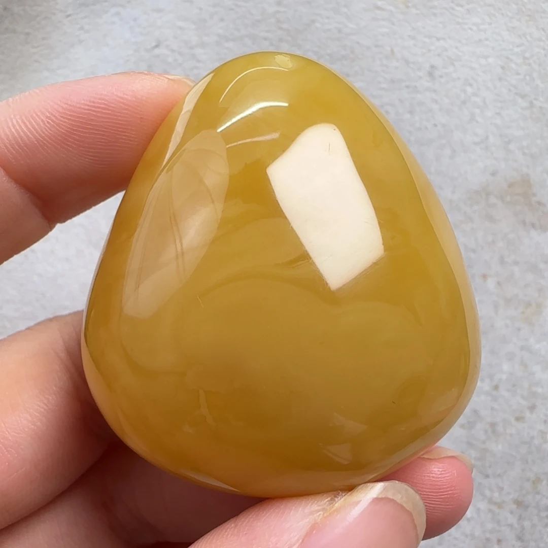 蜜蜡未镶嵌珠宝奇石