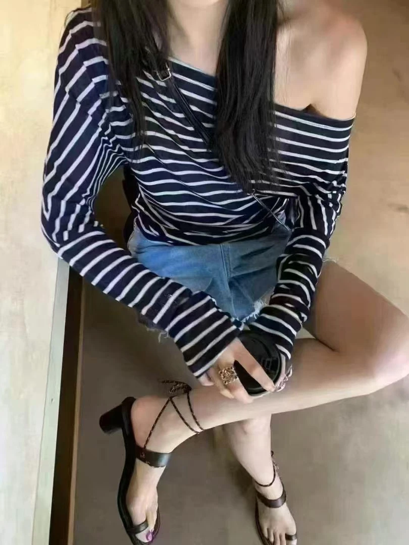 APM【火火在奔跑】莱塞尔荡漾条纹一字肩