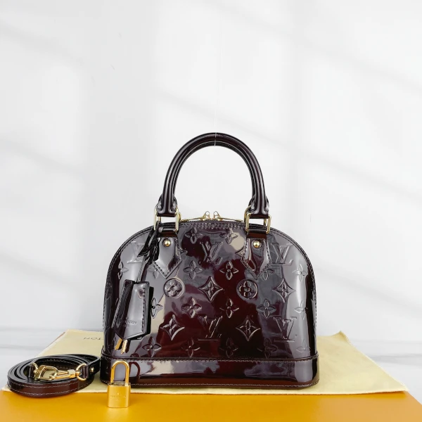 包包/路易威登/95新/250221QR0020