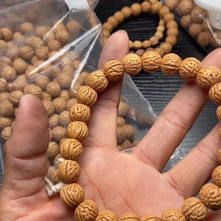 与***行东北野生小桃核散籽批发