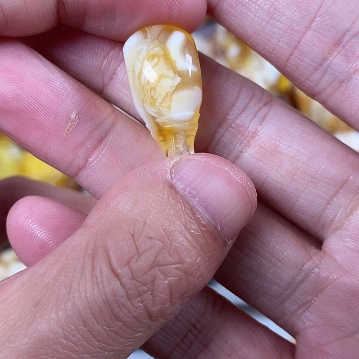 琥珀未镶嵌裸石我