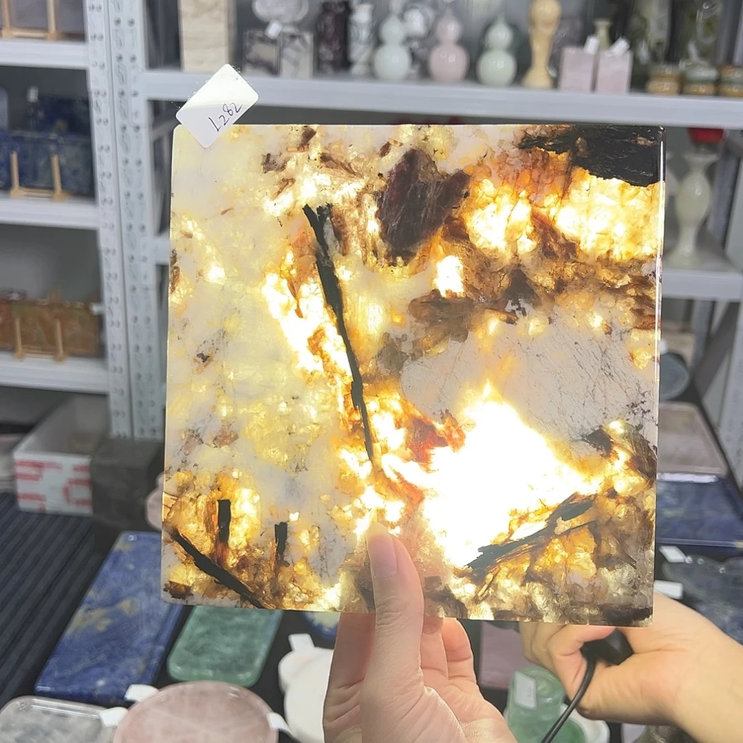 石材潘多拉老矿带金色。  282