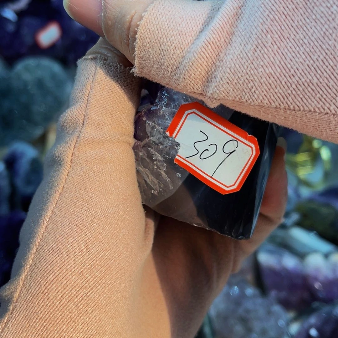 水晶随形摆件未镶嵌