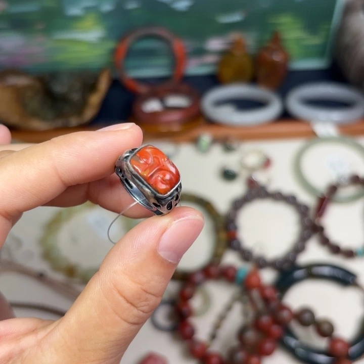 高***～未镶嵌南红玛瑙戒指