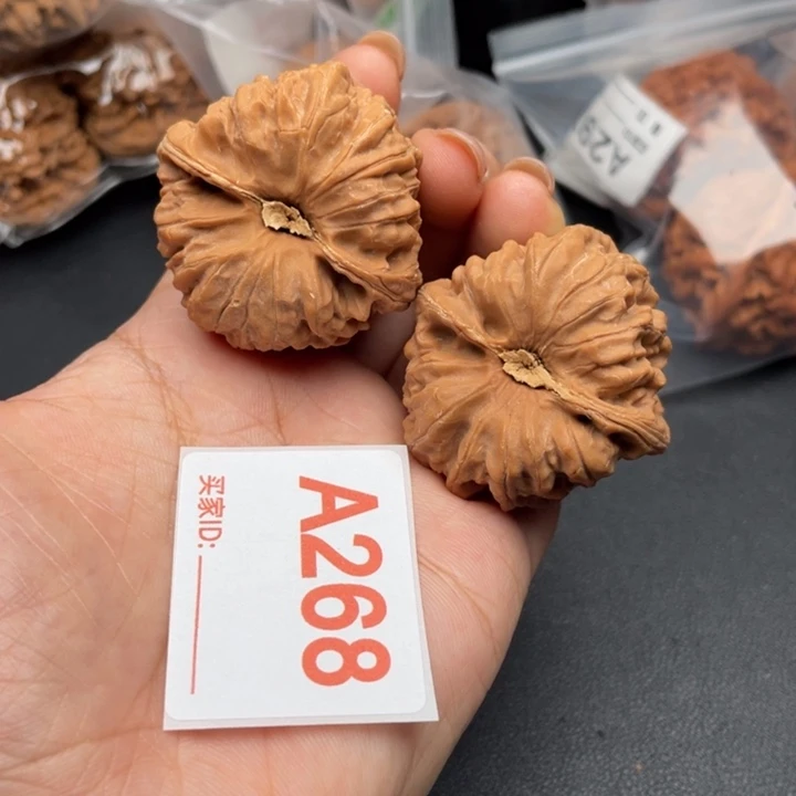 文玩核桃吊坠核桃