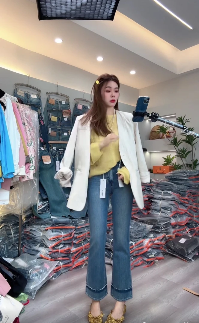 M.Duo【83883】2025春季时尚百搭显瘦修身九分喇叭裤